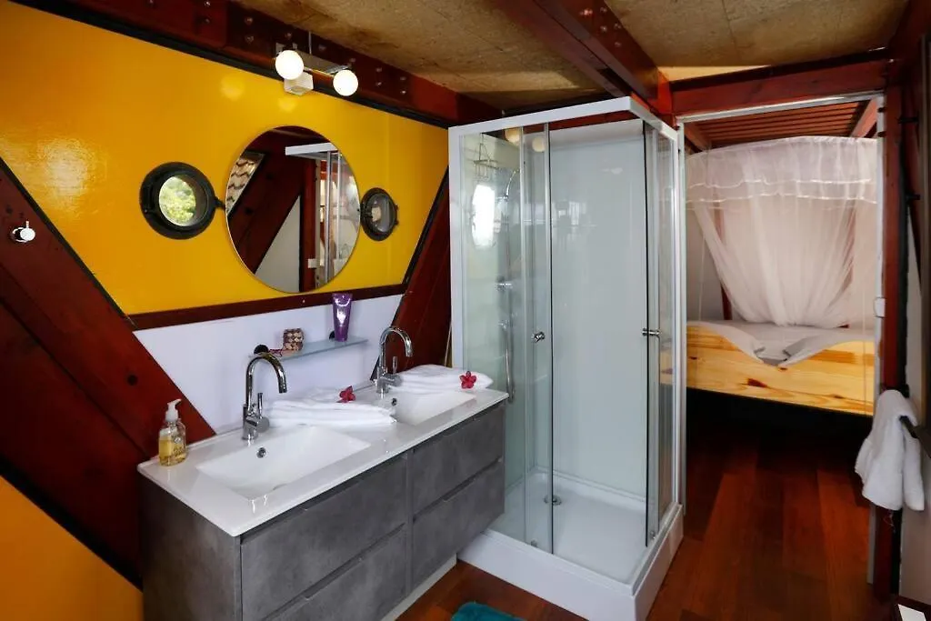 La Baignoire Sur Le Toit 7 A 8 Personnes Villa La Trinité