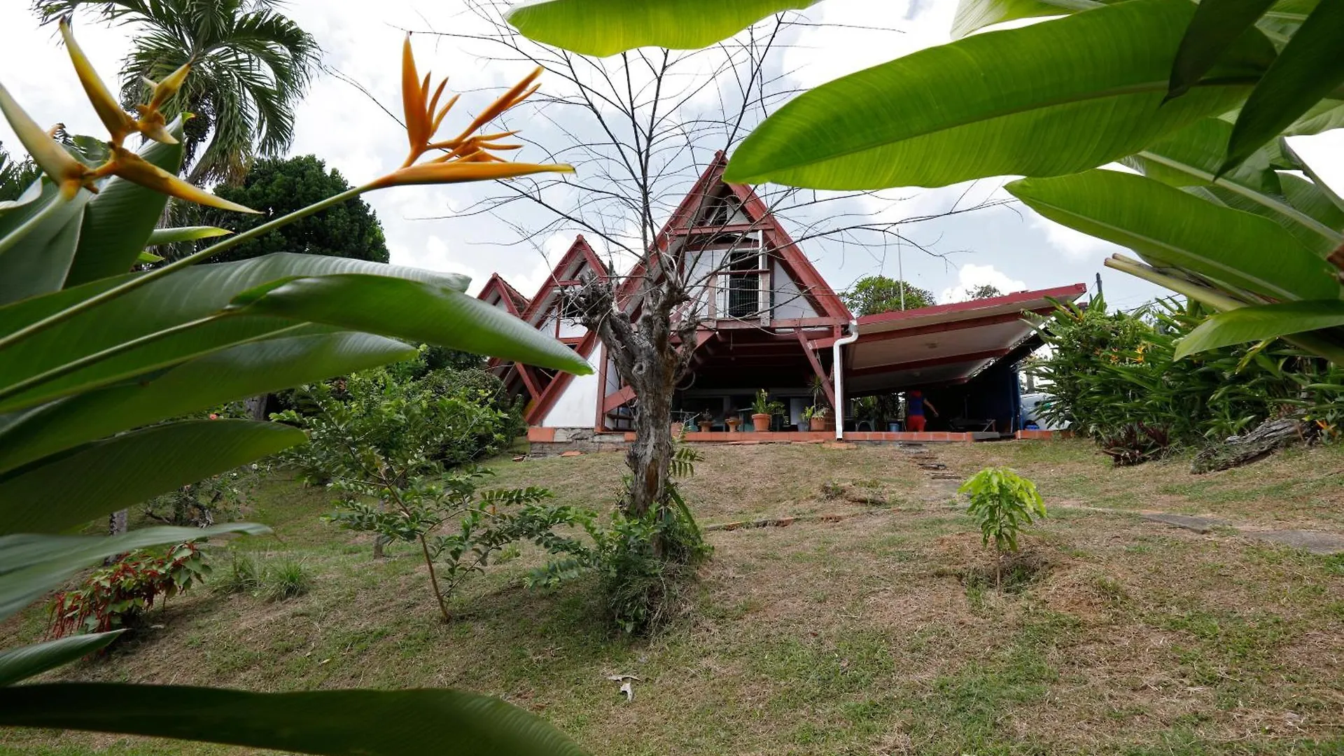 La Baignoire Sur Le Toit 7 A 8 Personnes Villa La Trinité